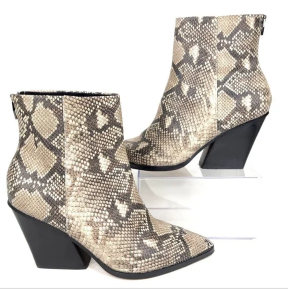 Dolce Vita Snakeskin booties size 10
